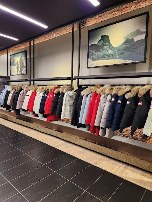 Canada Goose New York 8