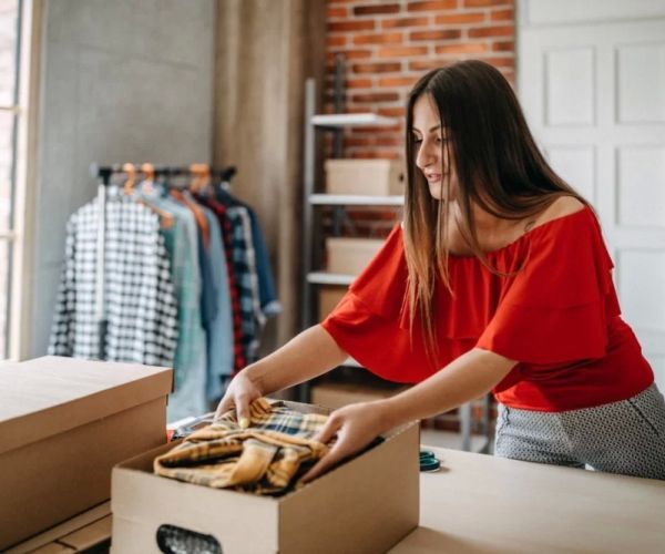 Understanding Fashion Store Shipping Times in the USA