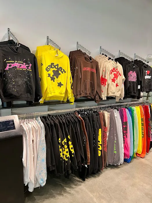 LEGACY Boutique 7