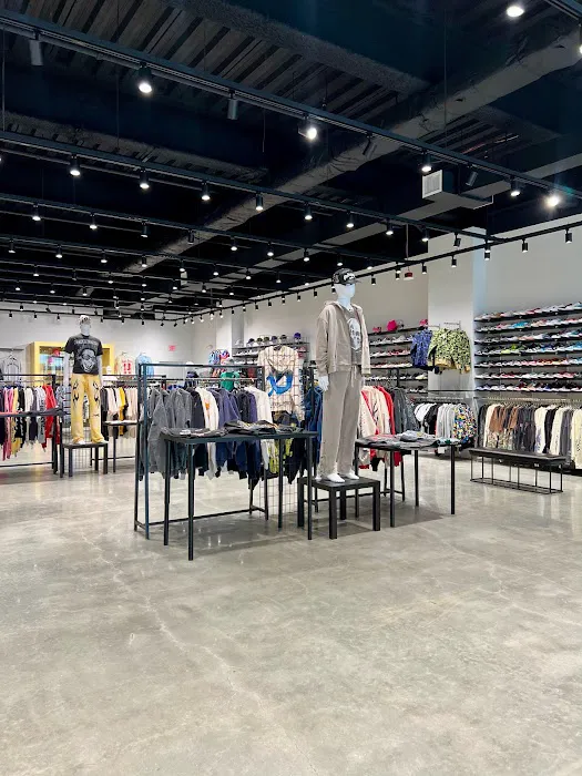 LEGACY Boutique 4