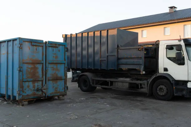 King Fashion Nathaniel's Dumpster Rental 1