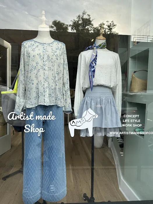 Artist Made Shop 9