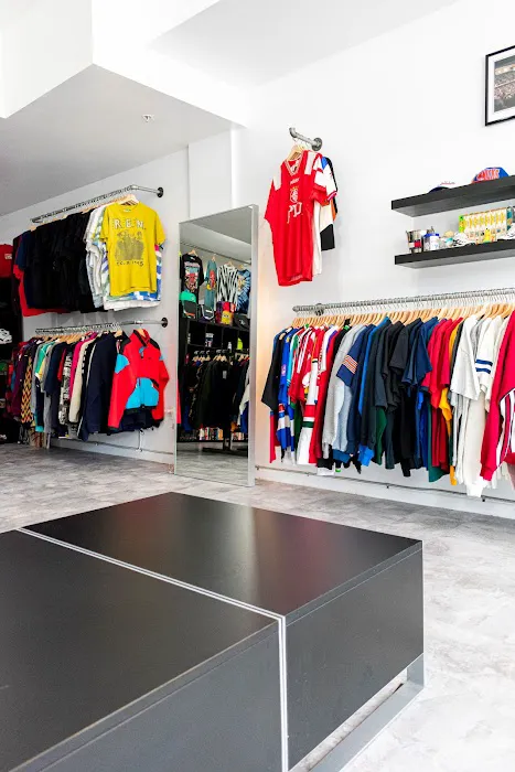 VNTG Shop 8