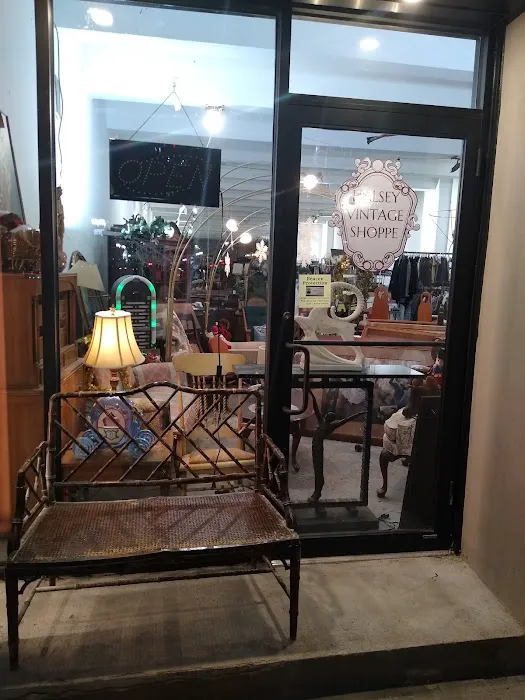 Halsey Vintage Shoppe 8