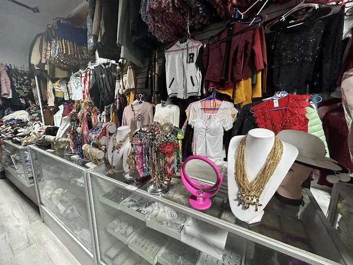 DAISY MINI MARKET 3