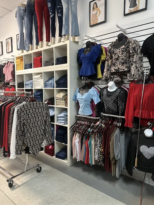 Lillies Fashion Boutique 2