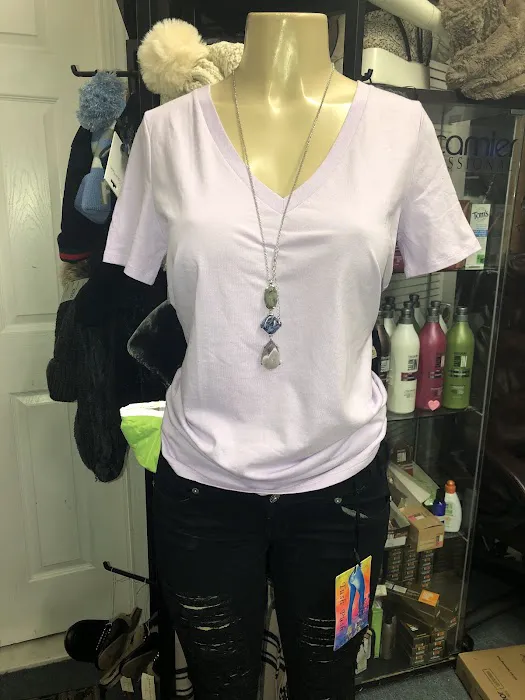 M&C Fashion Discount Store 3