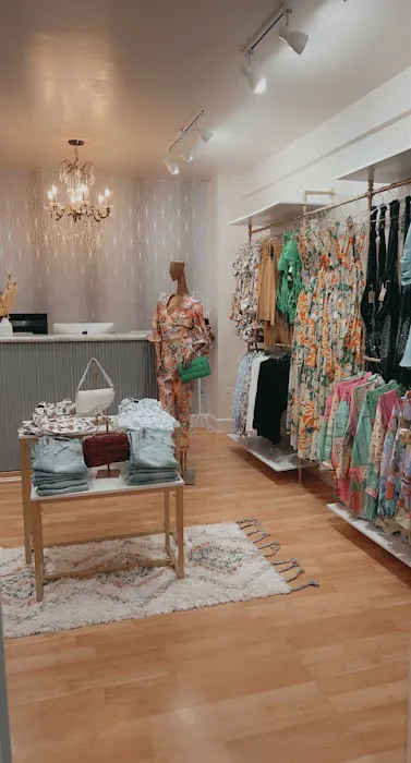 VD FASHION BOUTIQUE 8