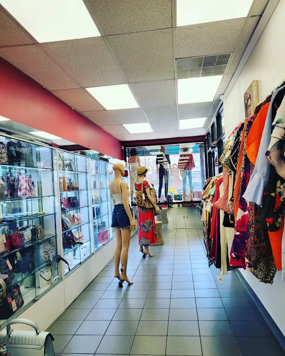 Lyra Boutique 0