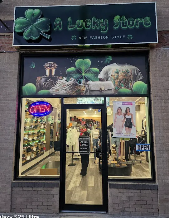 A Lucky Store 0