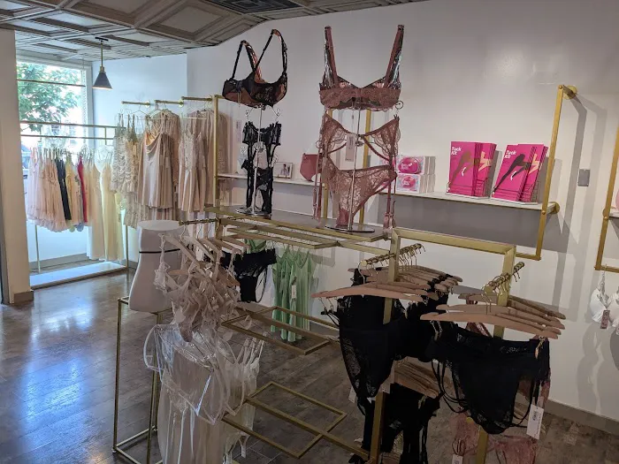 The TopDrawer Boutique 1