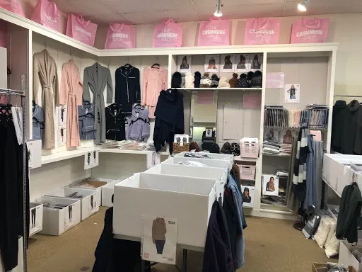 The Cashmere Sale 1