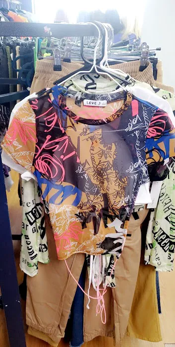 P31 Clothing, Beauty Supply and Hair Design 6
