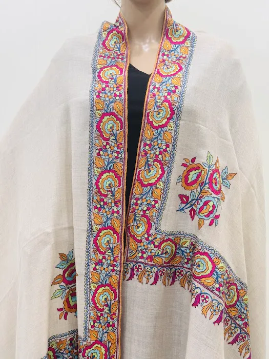 Aan Silk House 9