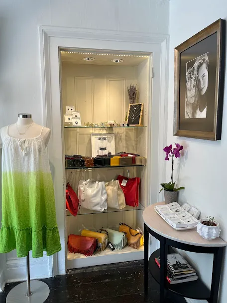 Boutique Manifest 6