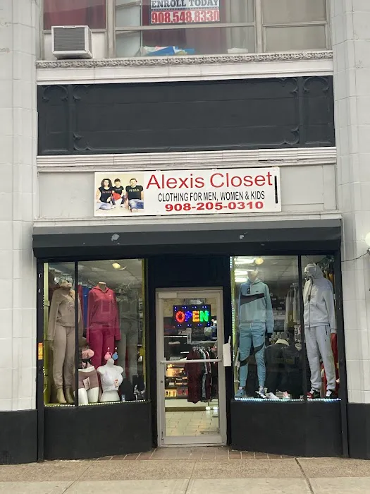 Alexis closet 6