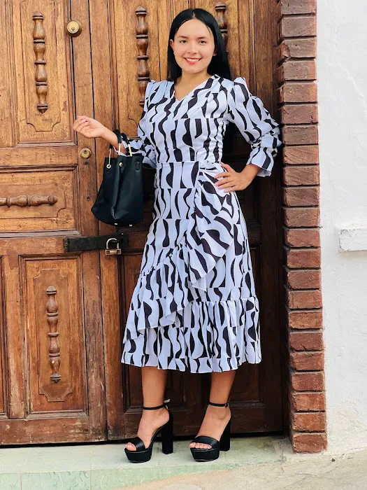 Carolina’s Fashion 0