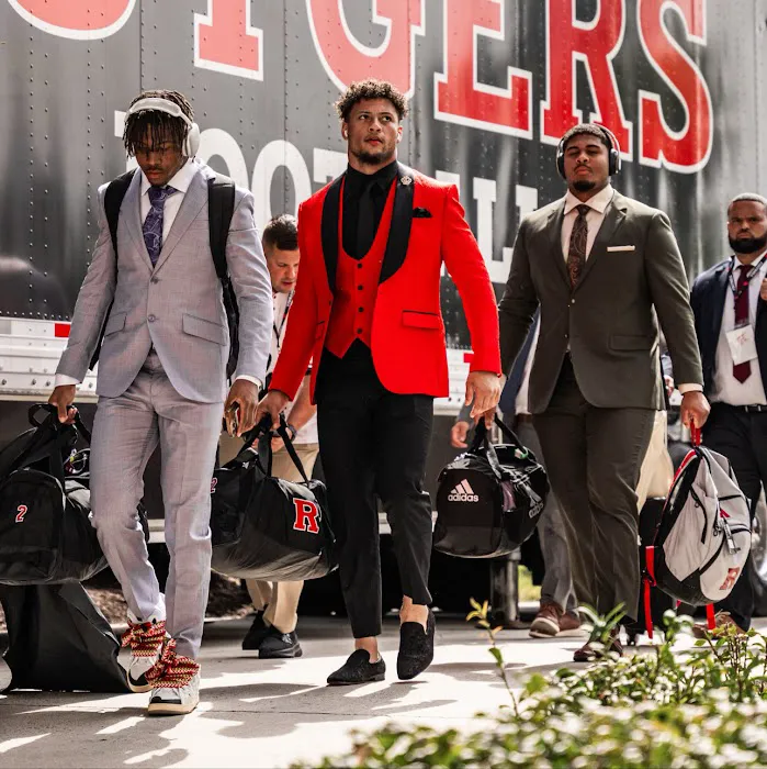 MEN OF FASHION 8