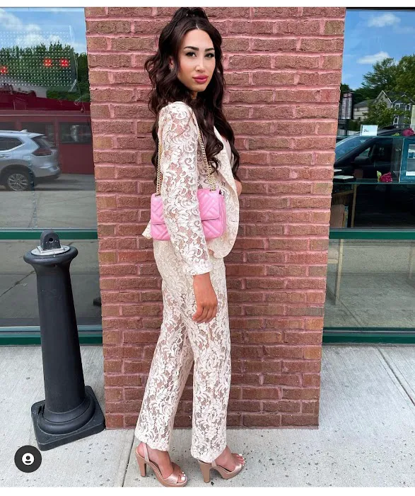 Stella's Secret Door Boutique 5
