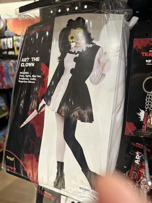 Spirit Halloween 0
