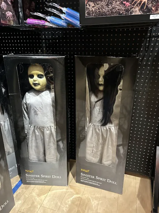 Spirit Halloween 3