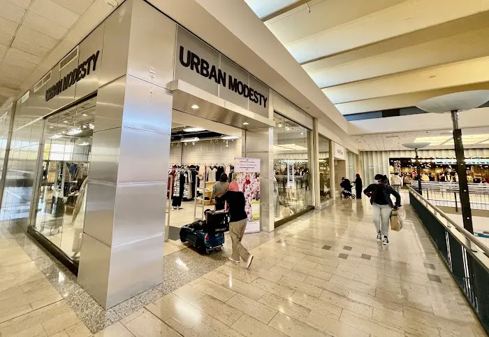 Urban Modesty Staten Island Mall 2