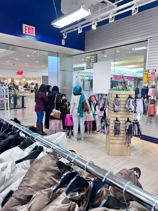 Urban Modesty Staten Island Mall 1
