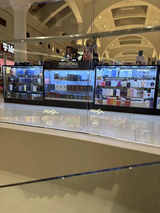 Perfuroma Menlo Park Mall 1